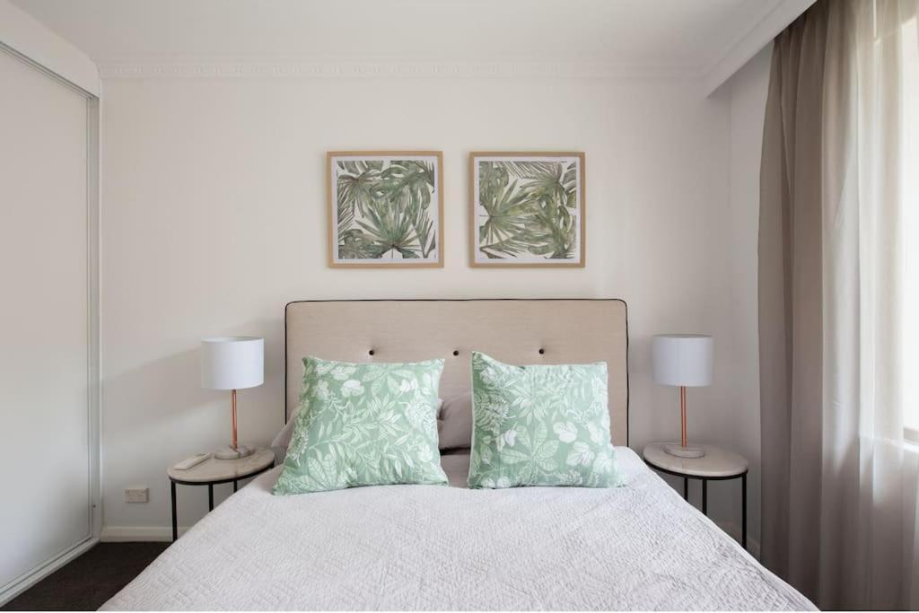 Appartamento Harbourside Style, 2 Bed, A/C, Pool -Elizabeth Bay Sydney Esterno foto