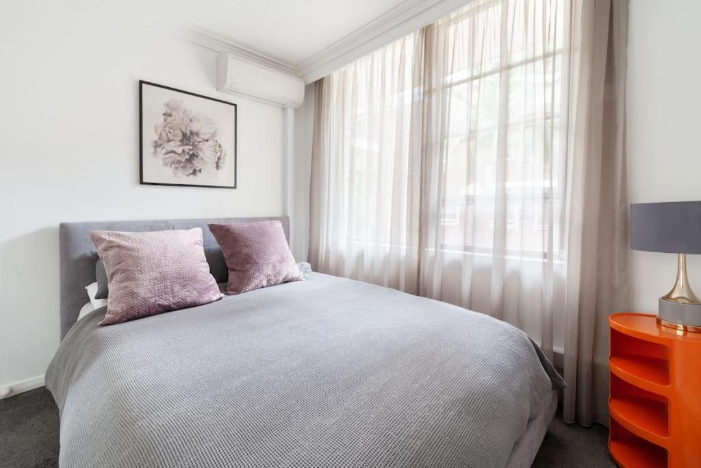 Appartamento Harbourside Style, 2 Bed, A/C, Pool -Elizabeth Bay Sydney Esterno foto