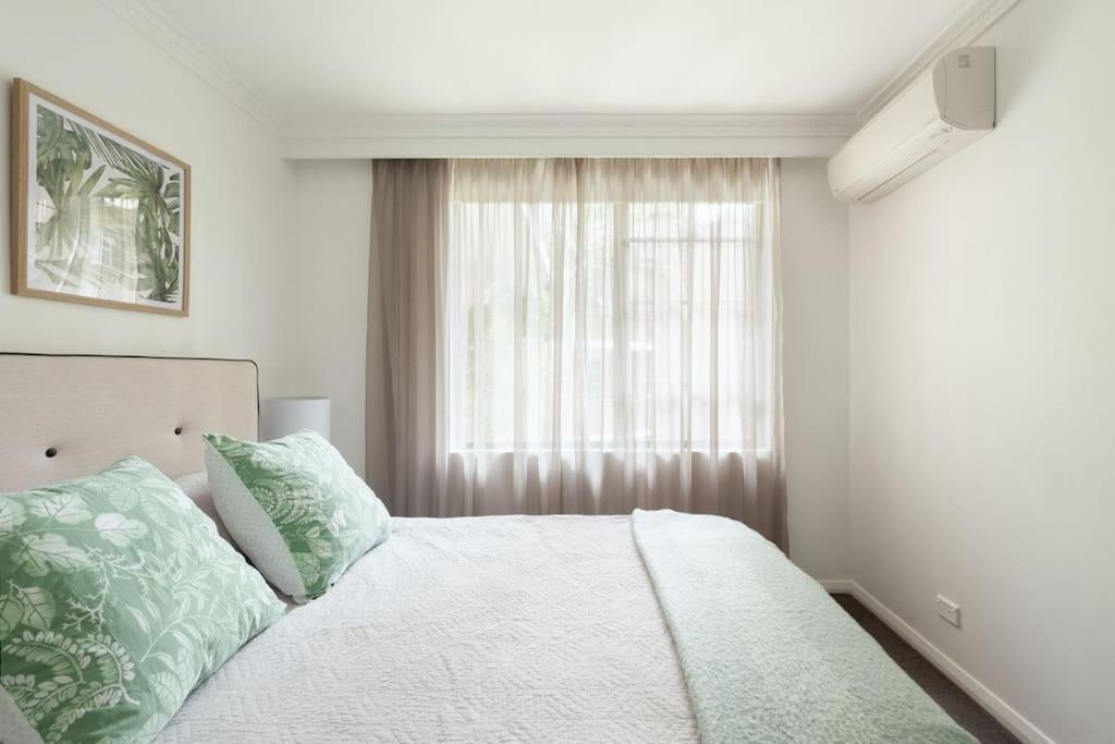 Appartamento Harbourside Style, 2 Bed, A/C, Pool -Elizabeth Bay Sydney Esterno foto