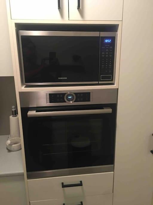 Appartamento Harbourside Style, 2 Bed, A/C, Pool -Elizabeth Bay Sydney Esterno foto
